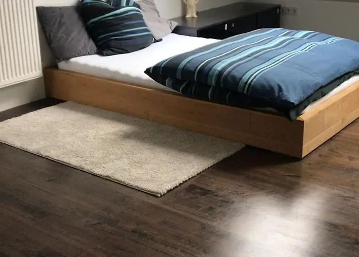 Nuernberg Erlenstegen - Zimmer Mit Bad 35 Qm Mit Parkplatz